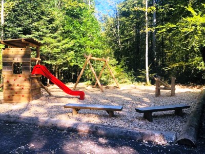NänikerHard_Spielplatz.jpg